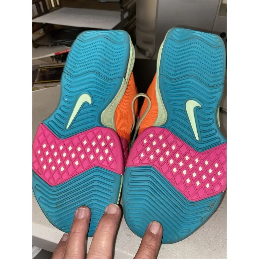 Nike LeBron Shoes Mens Size 7 Multicolor Mid Basketball Sneakers FB2239-800